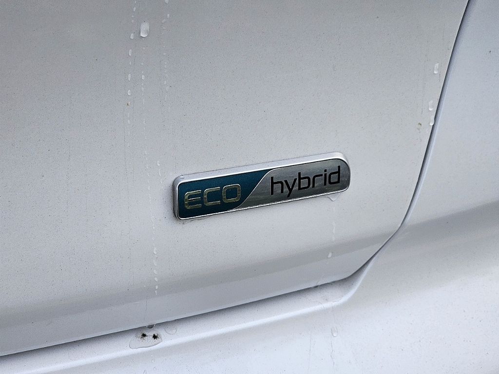 2018 Kia Niro LX photo 3