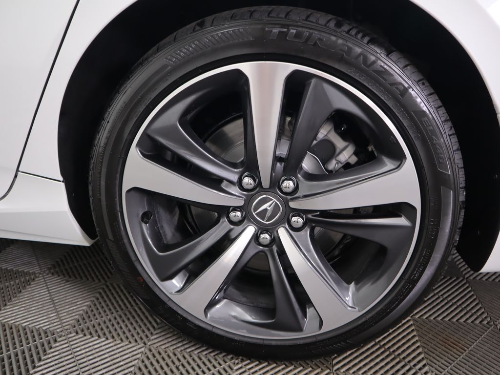 2025 Acura TLX Technology photo 30