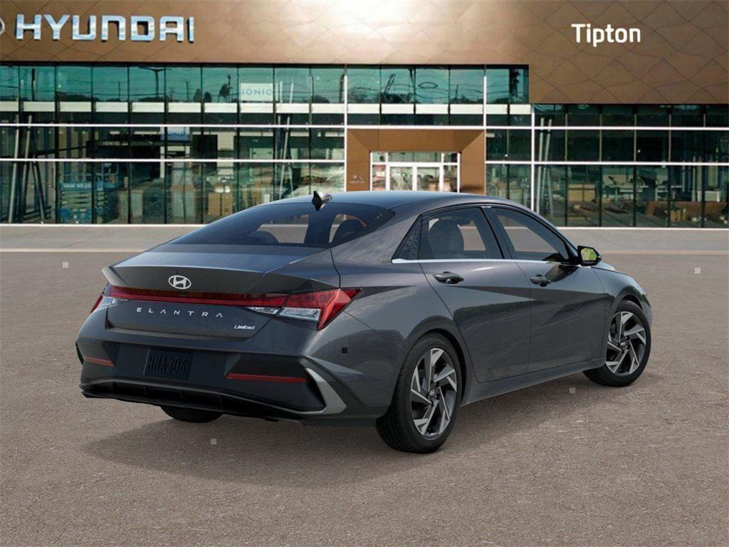 2025 Hyundai Elantra Limited photo 3