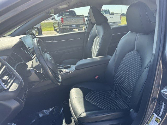 2023 Toyota Camry SE photo 10