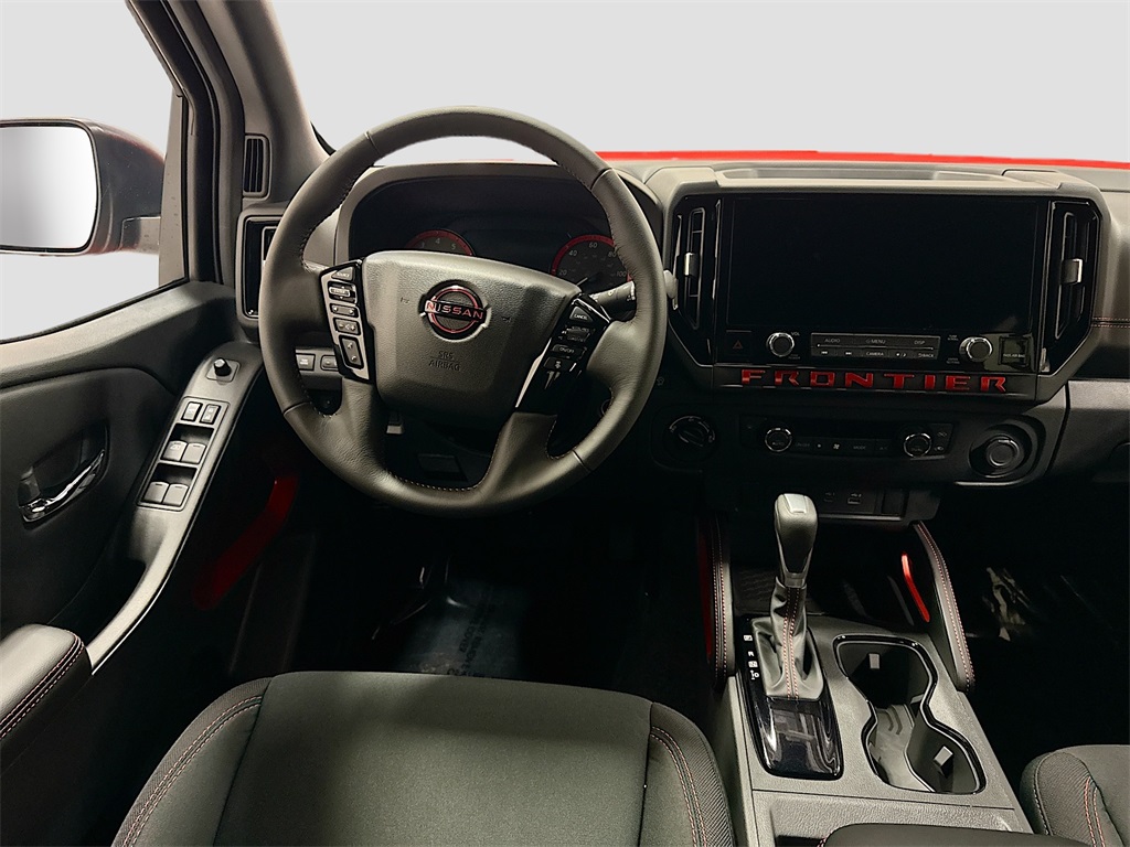 2025 Nissan Frontier PRO-4X photo 6