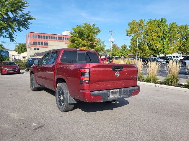 2022 Nissan Frontier Crew Cab photo 5