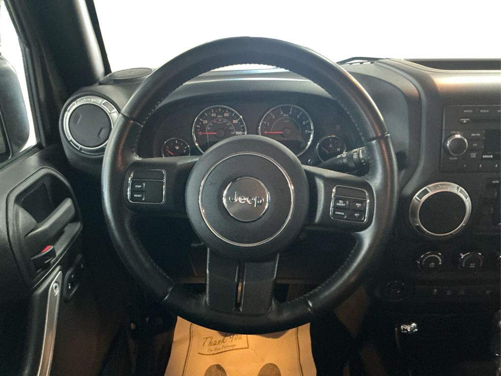 2015 Jeep Wrangler Unlimited Sahara Sport photo 10