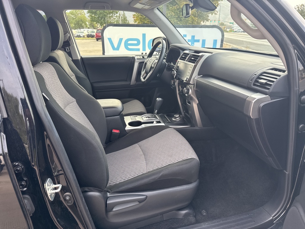2024 Toyota 4Runner SR5 photo 20