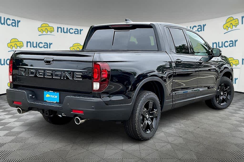 2026 Honda Ridgeline Black Edition photo 6