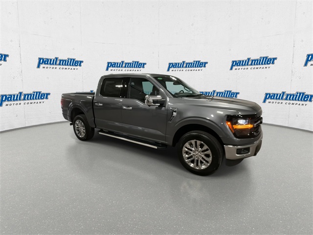 2025 Ford F-150 XLT photo 2