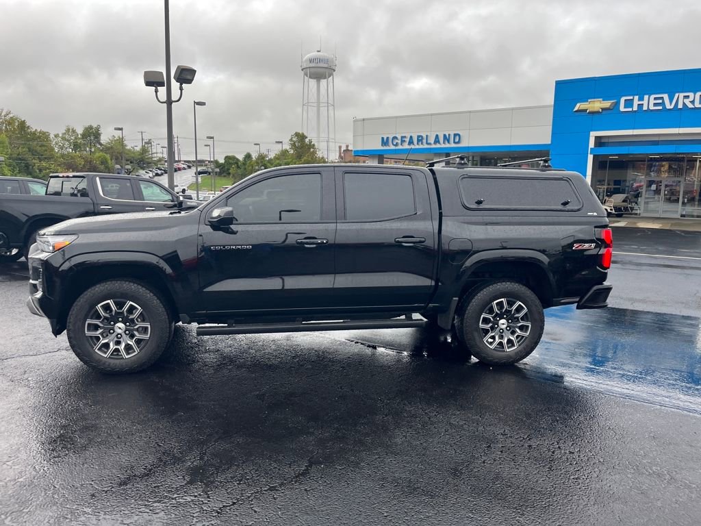 2025 Chevrolet Colorado Z71 photo 2