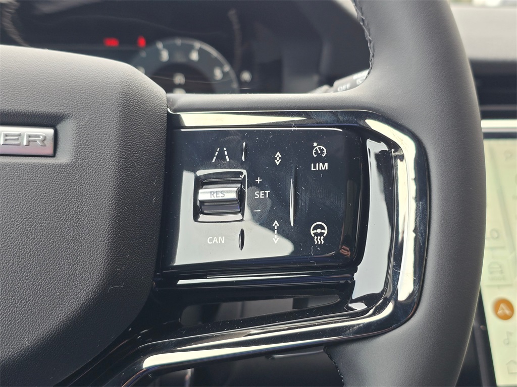 2026 Land Rover Range Rover Evoque S photo 13