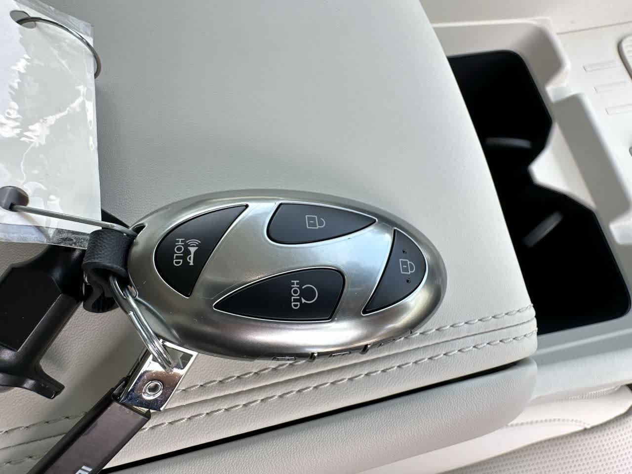 2025 Hyundai Santa Fe Calligraphy photo 23