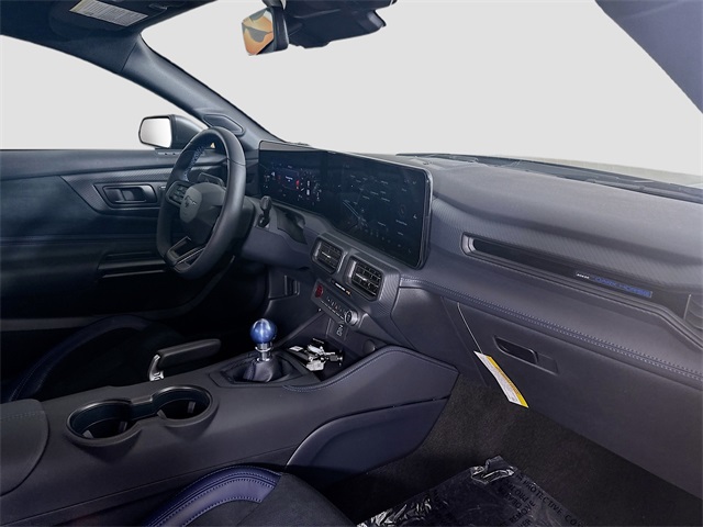 2025 Ford Mustang Dark Horse