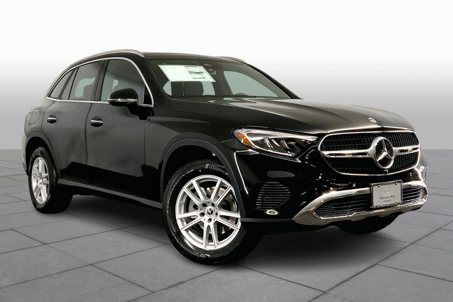 2025 Mercedes Benz GLC 300 4MATIC photo 2