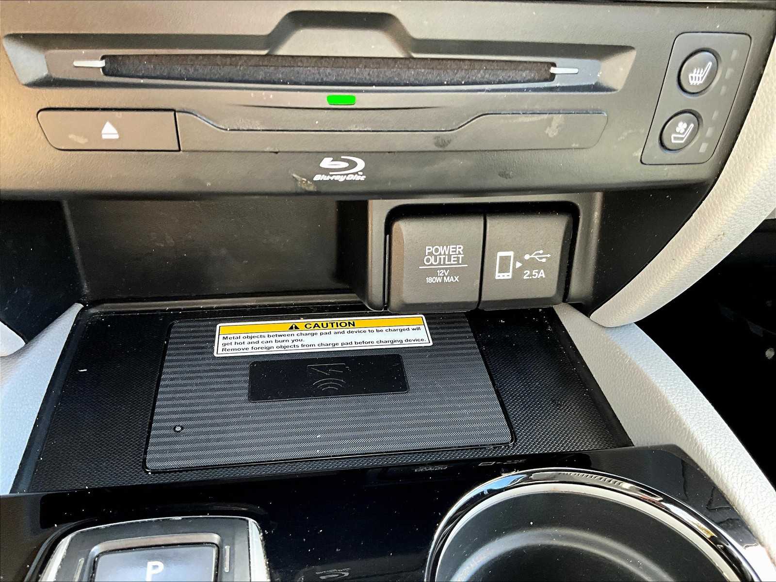 2020 Honda Pilot Elite photo 25