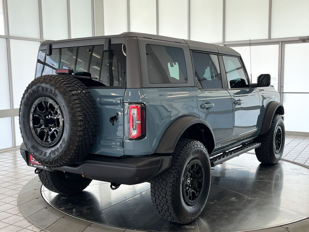 2021 Ford Bronco First Edition photo 8
