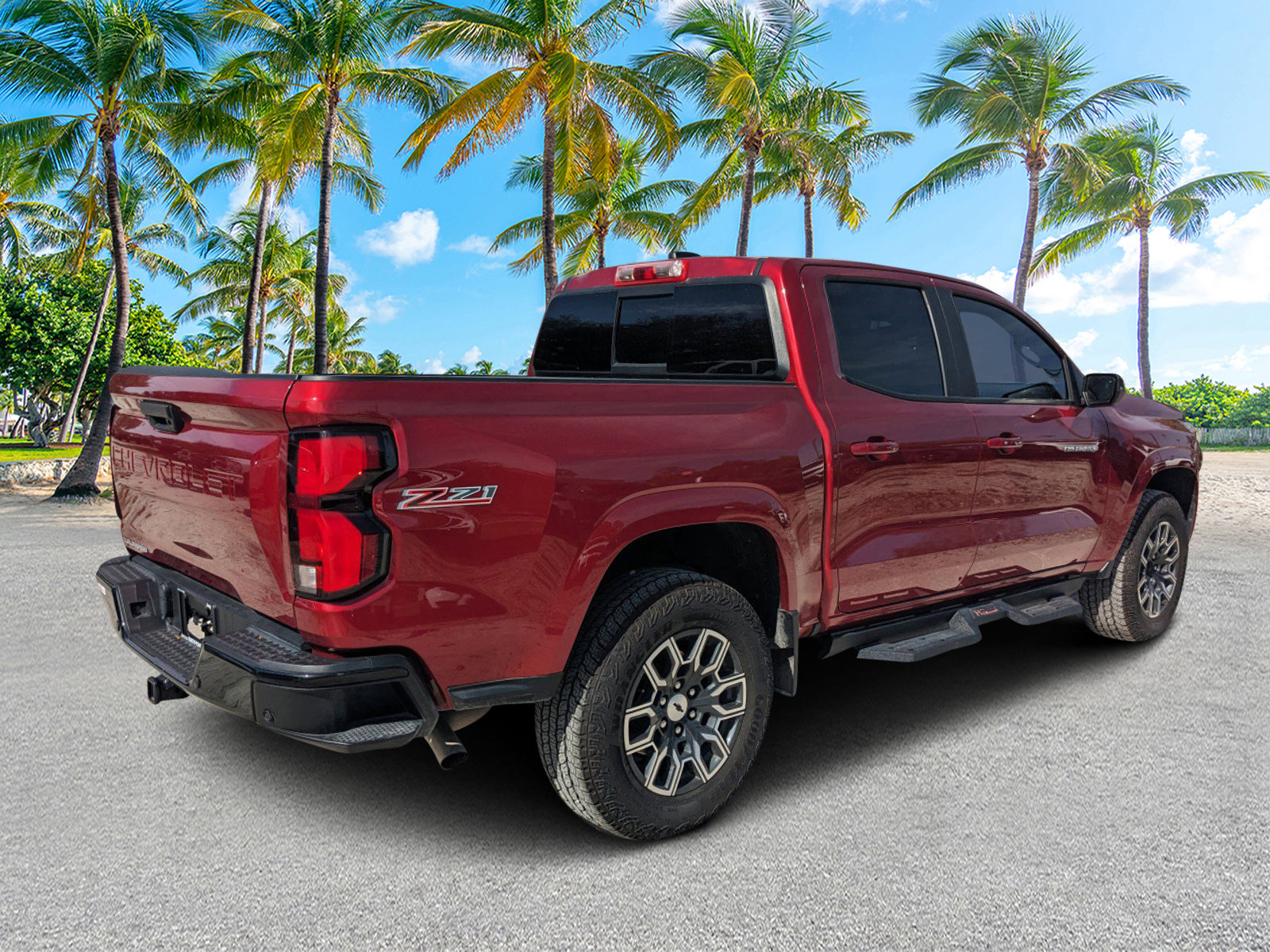 2023 Chevrolet Colorado Z71 photo 3