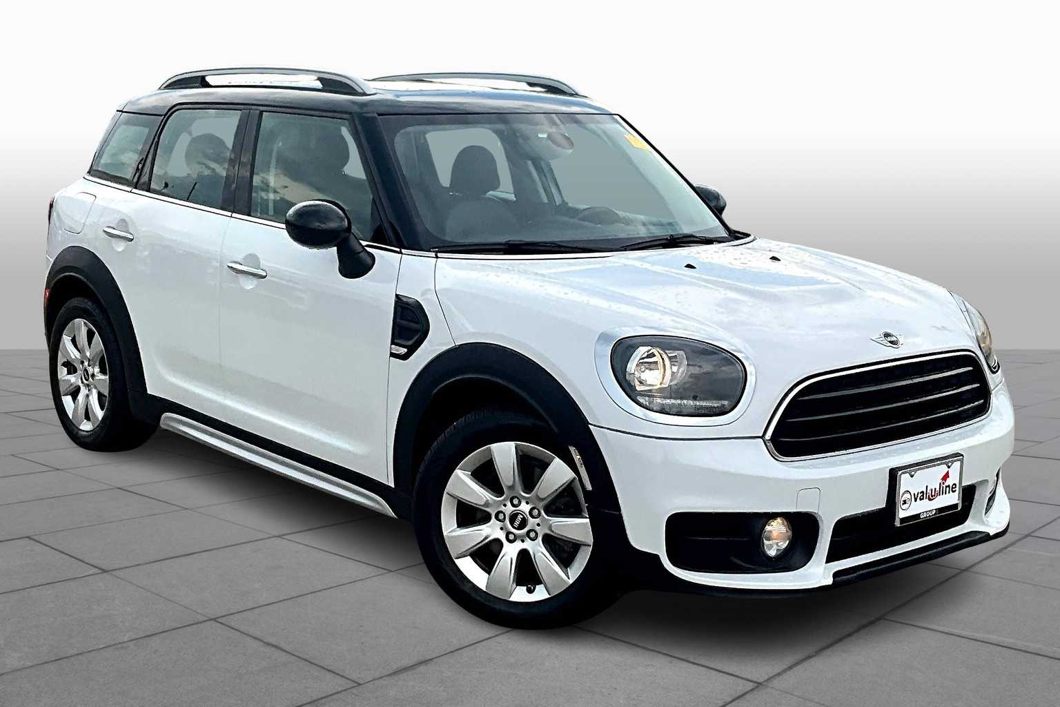 2017 Mini Countryman photo 2