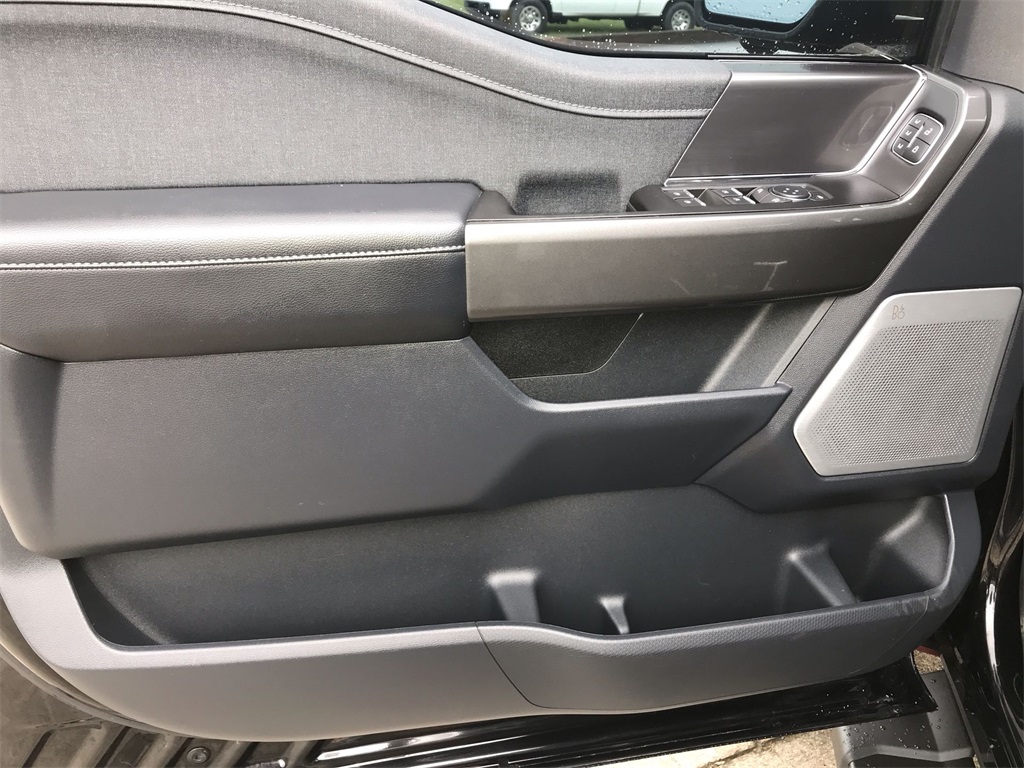 2022 Ford F-150 Lariat photo 13