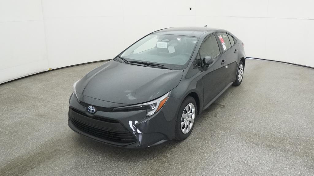 2025 Toyota Corolla Hybrid LE photo 4