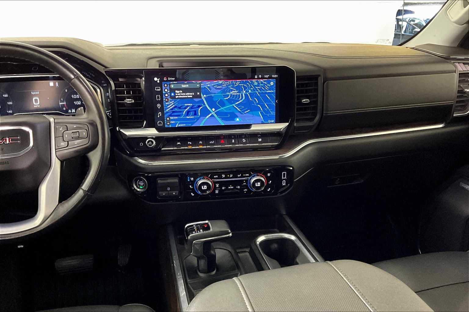 2023 Gmc Sierra 1500 SLT photo 3