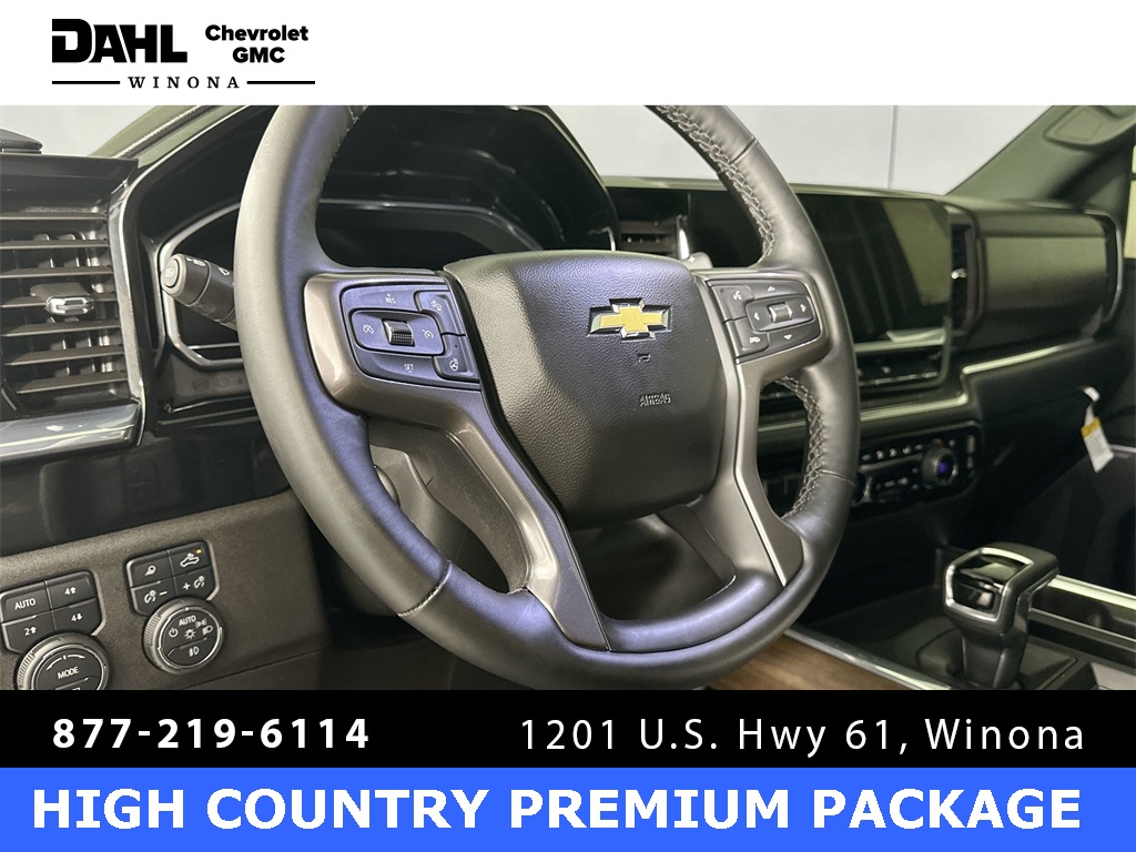 2024 Chevrolet Silverado 1500 High Country photo 2