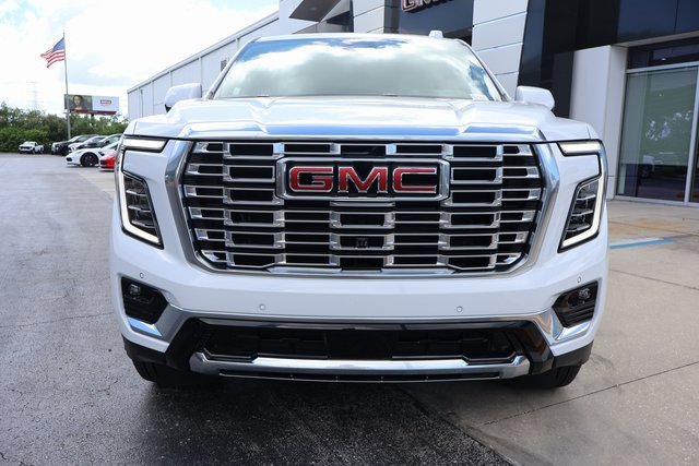 2026 Gmc Yukon XL Denali photo 2