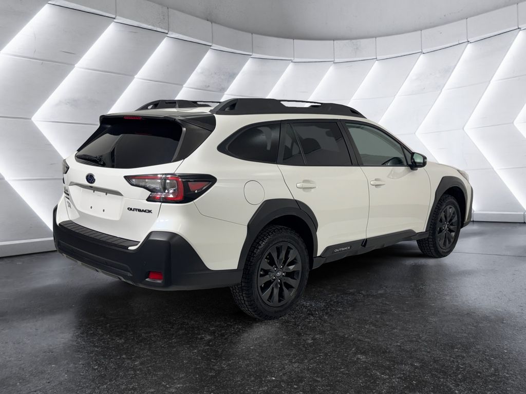 2023 Subaru Outback Onyx Edition photo 3