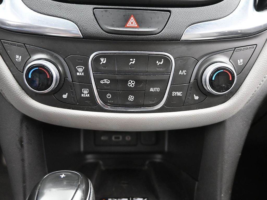 2021 Chevrolet Equinox Premier photo 14
