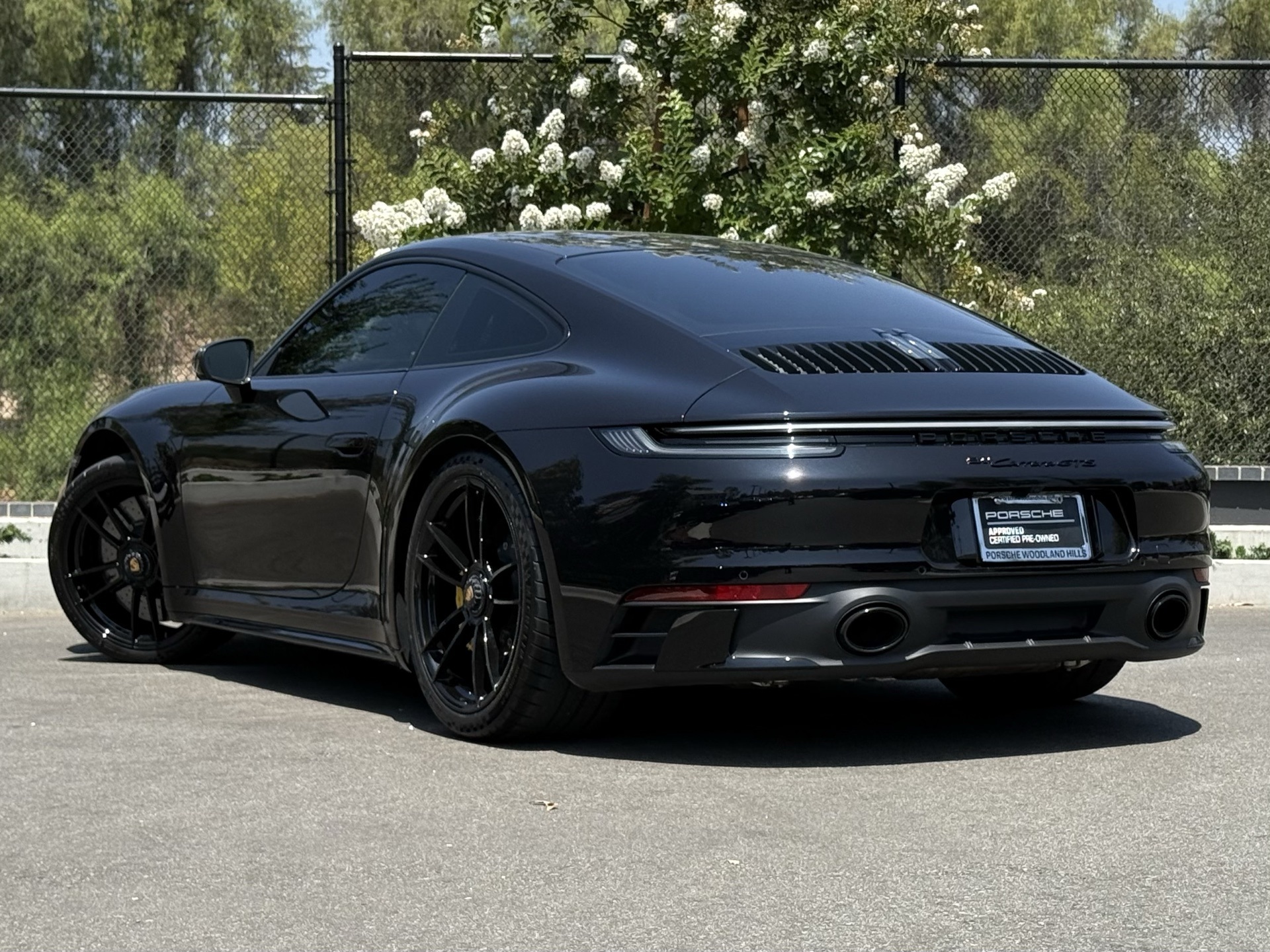 2024 Porsche 911 GTS photo 3