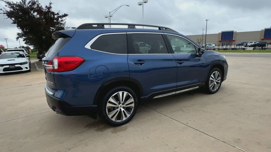 2021 Subaru Ascent Limited photo 8