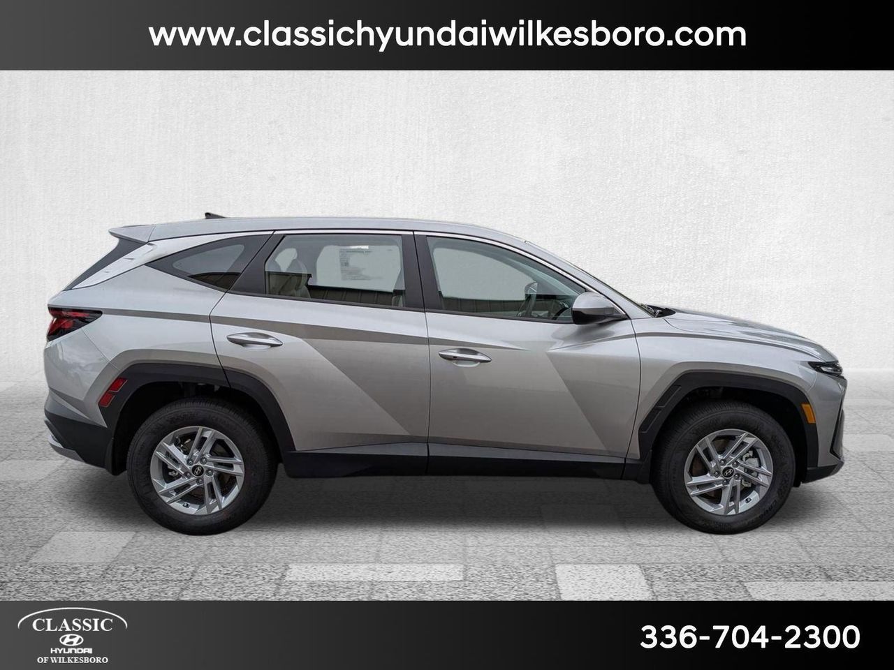 2026 Hyundai Tucson SE photo 4