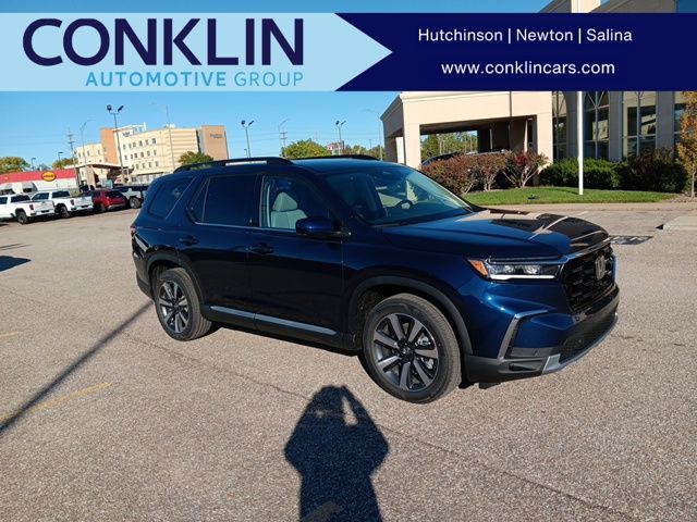 2025 Honda Pilot Touring's photo