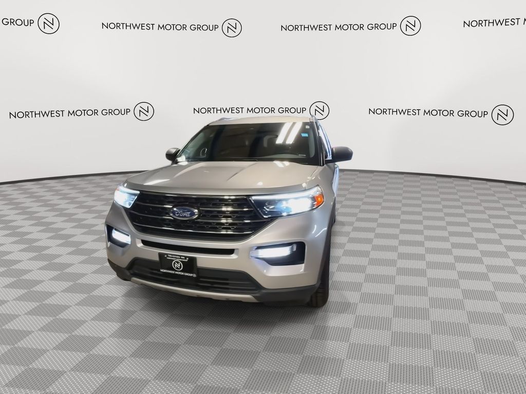 2022 Ford Explorer XLT photo 4