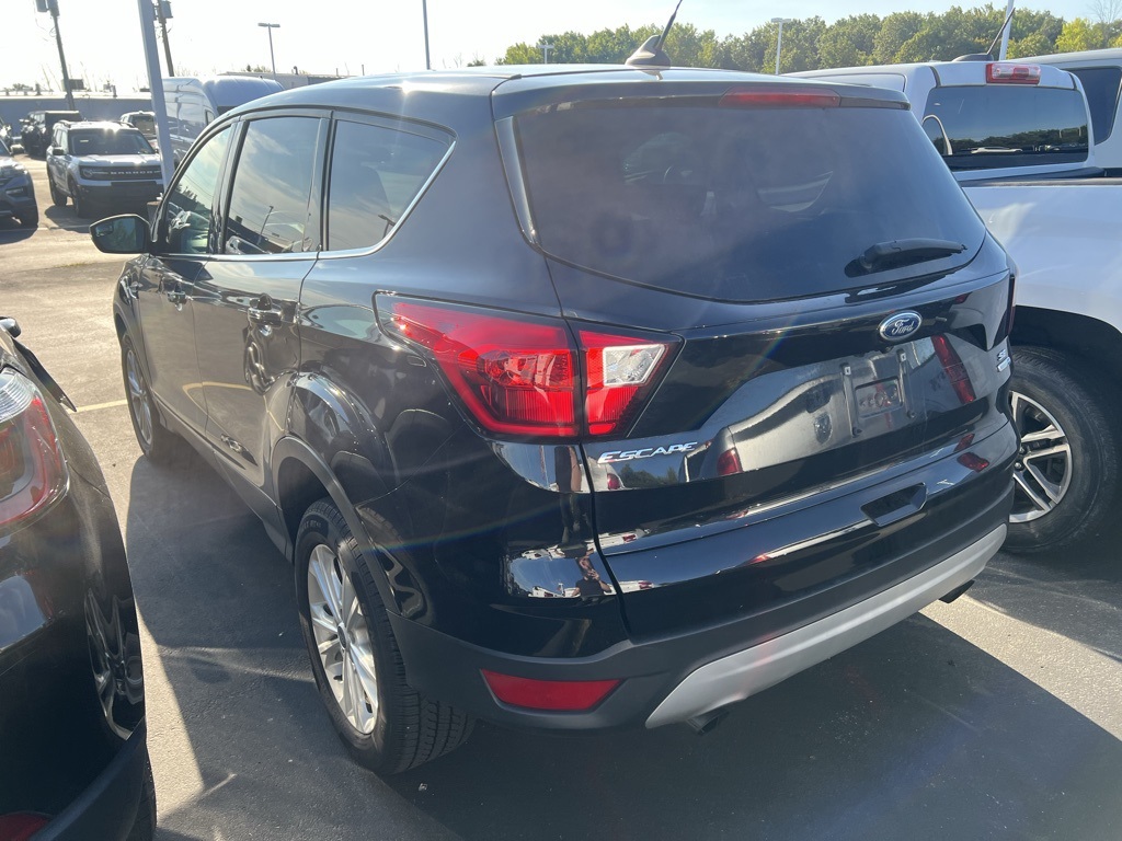 2019 Ford Escape SE photo 3