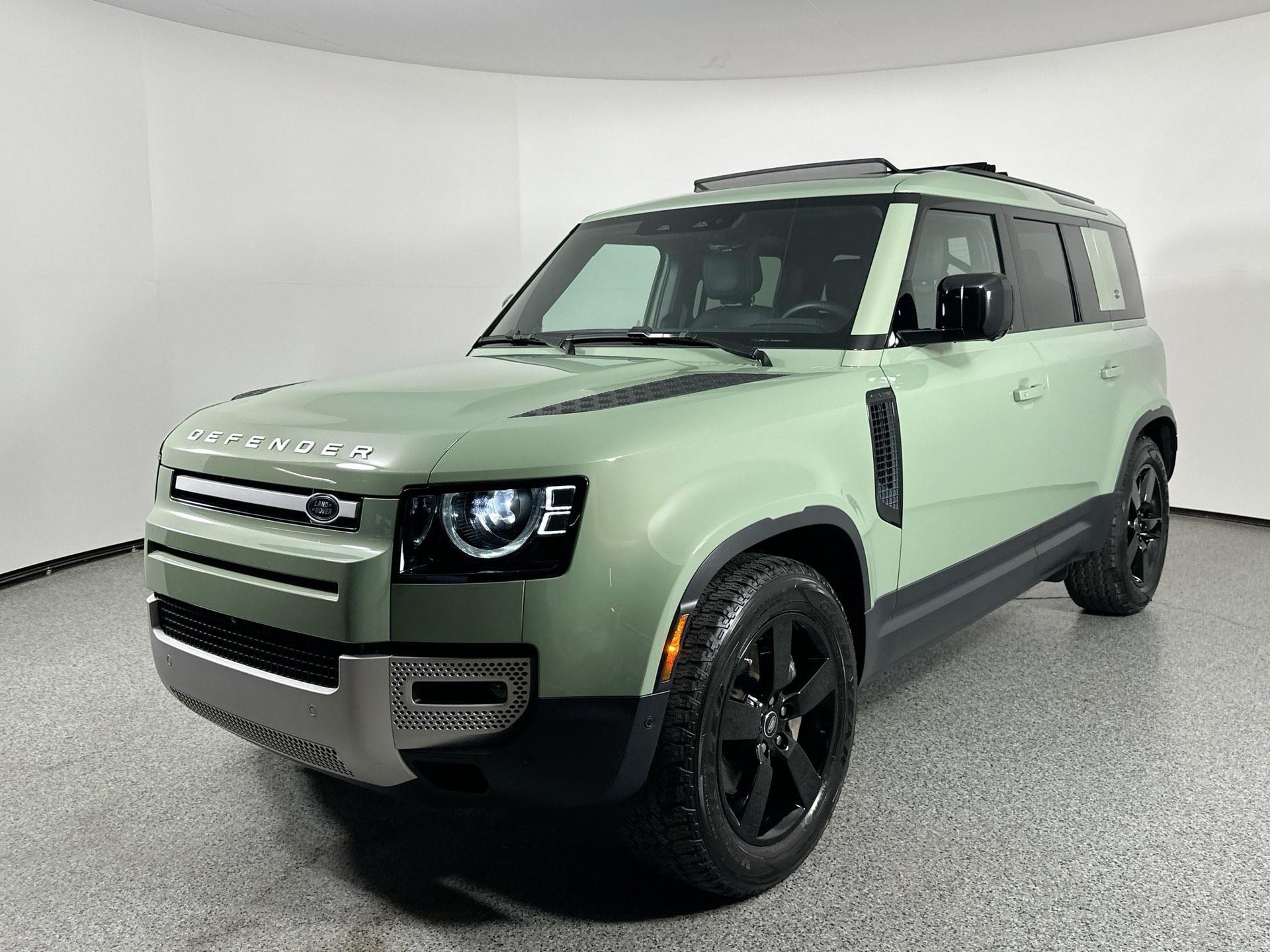 2023 Land Rover Defender