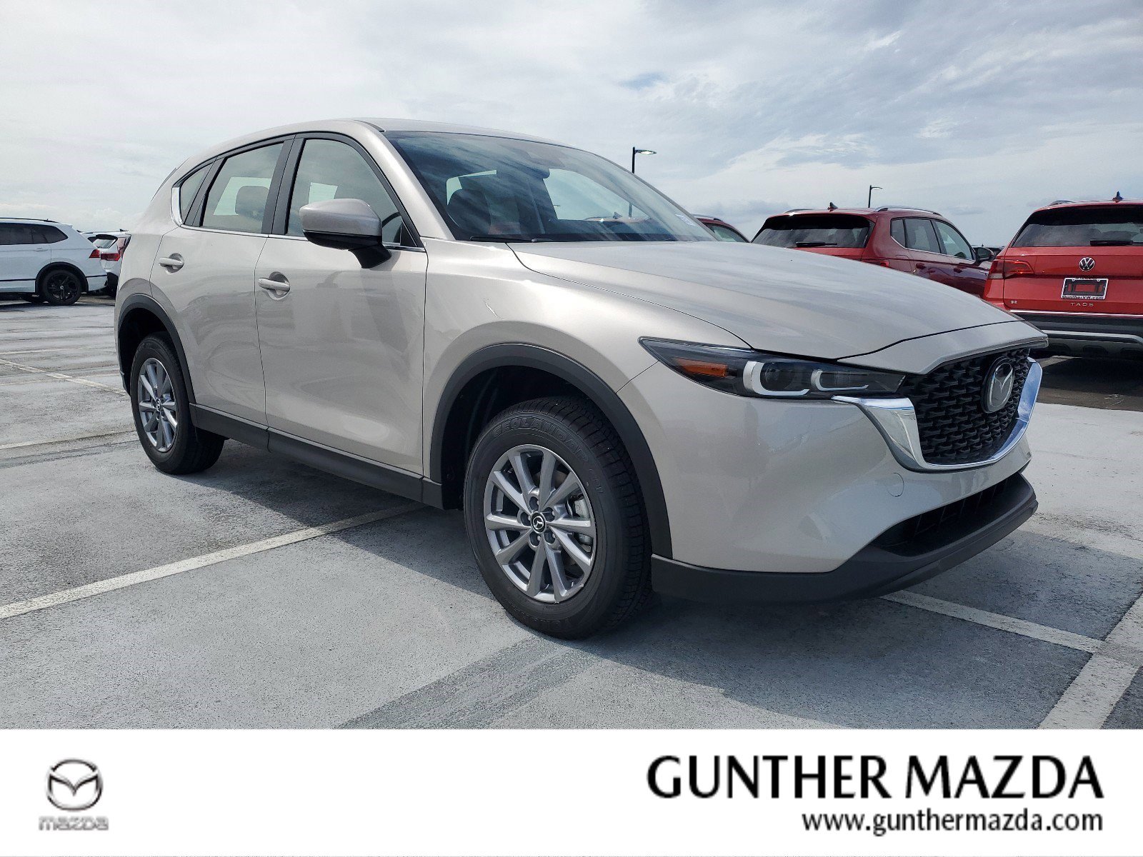 2025 Mazda CX-5 S's photo
