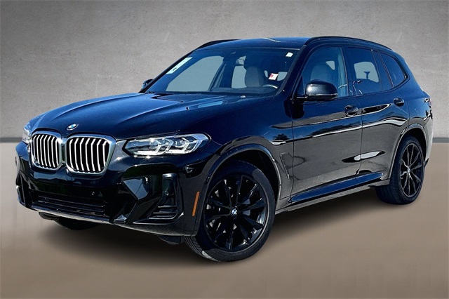2022 BMW X3 30i's photo