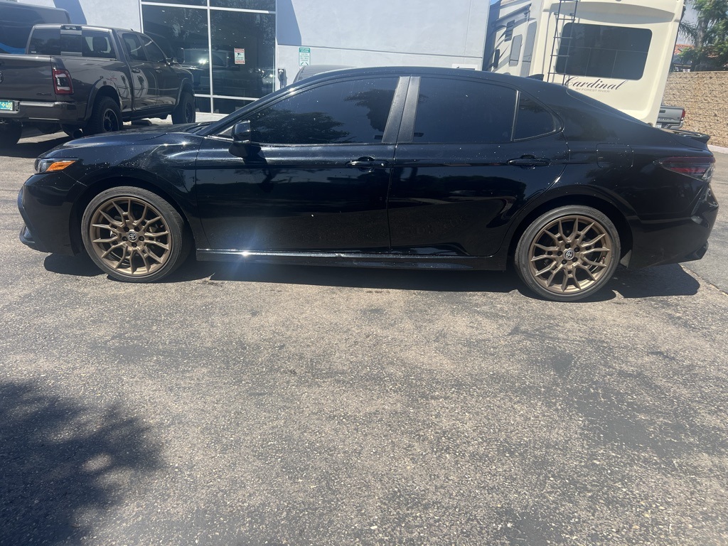 2024 Toyota Camry SE photo 3