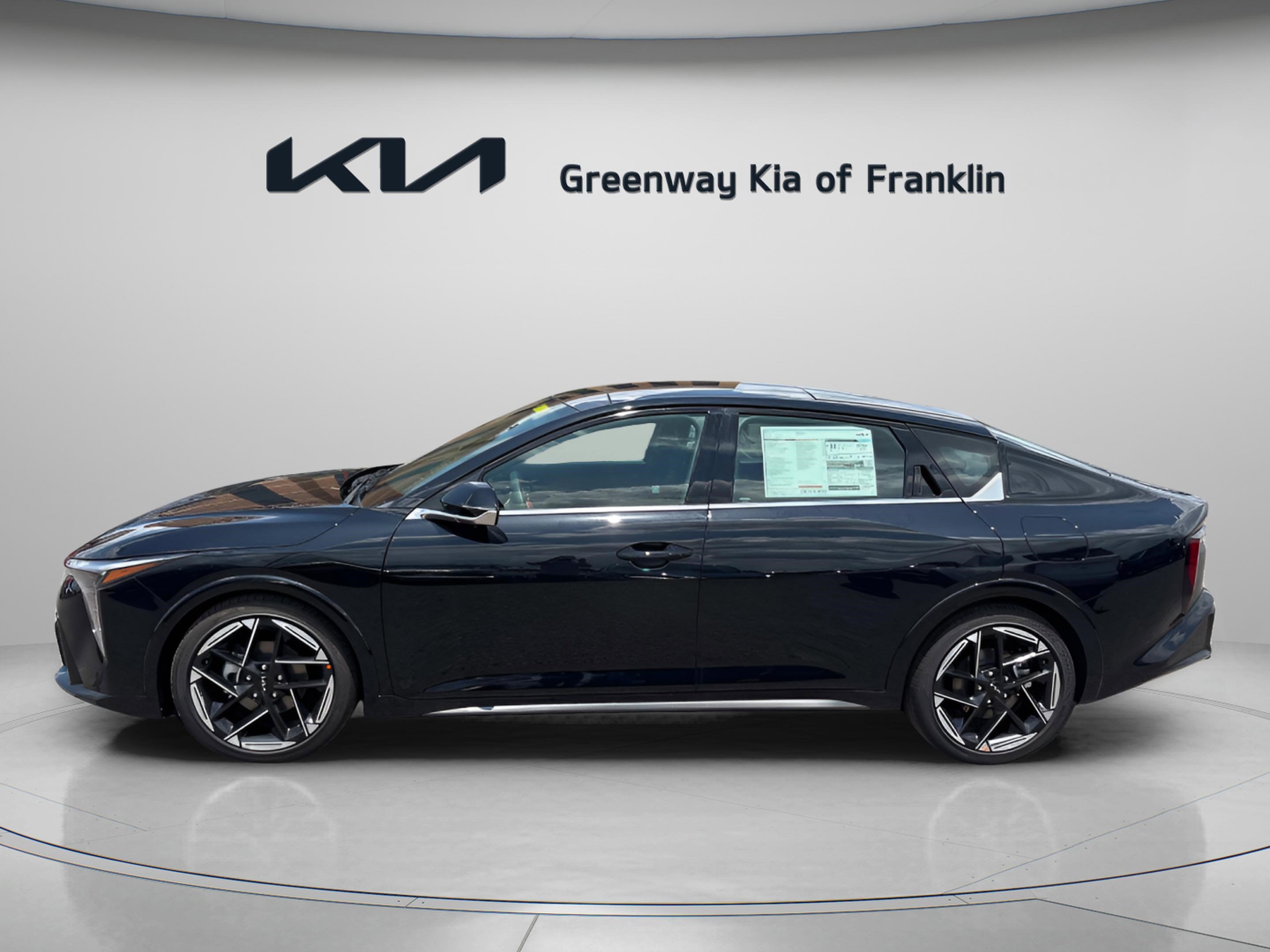 2025 Kia K4 GT-Line photo 4