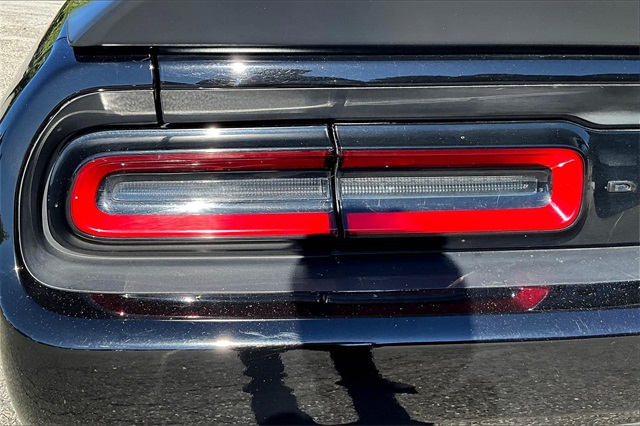 2023 Dodge Challenger R/T photo 20