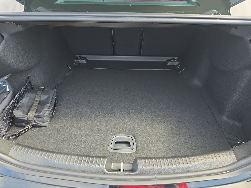 2025 Mercedes Benz C 300 photo 12