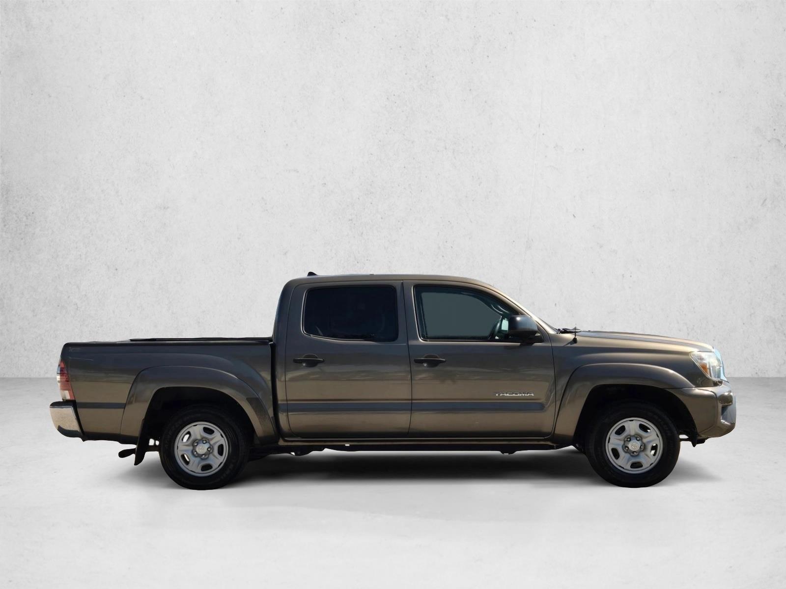 2014 Toyota Tacoma Double Cab Short Bed photo 4
