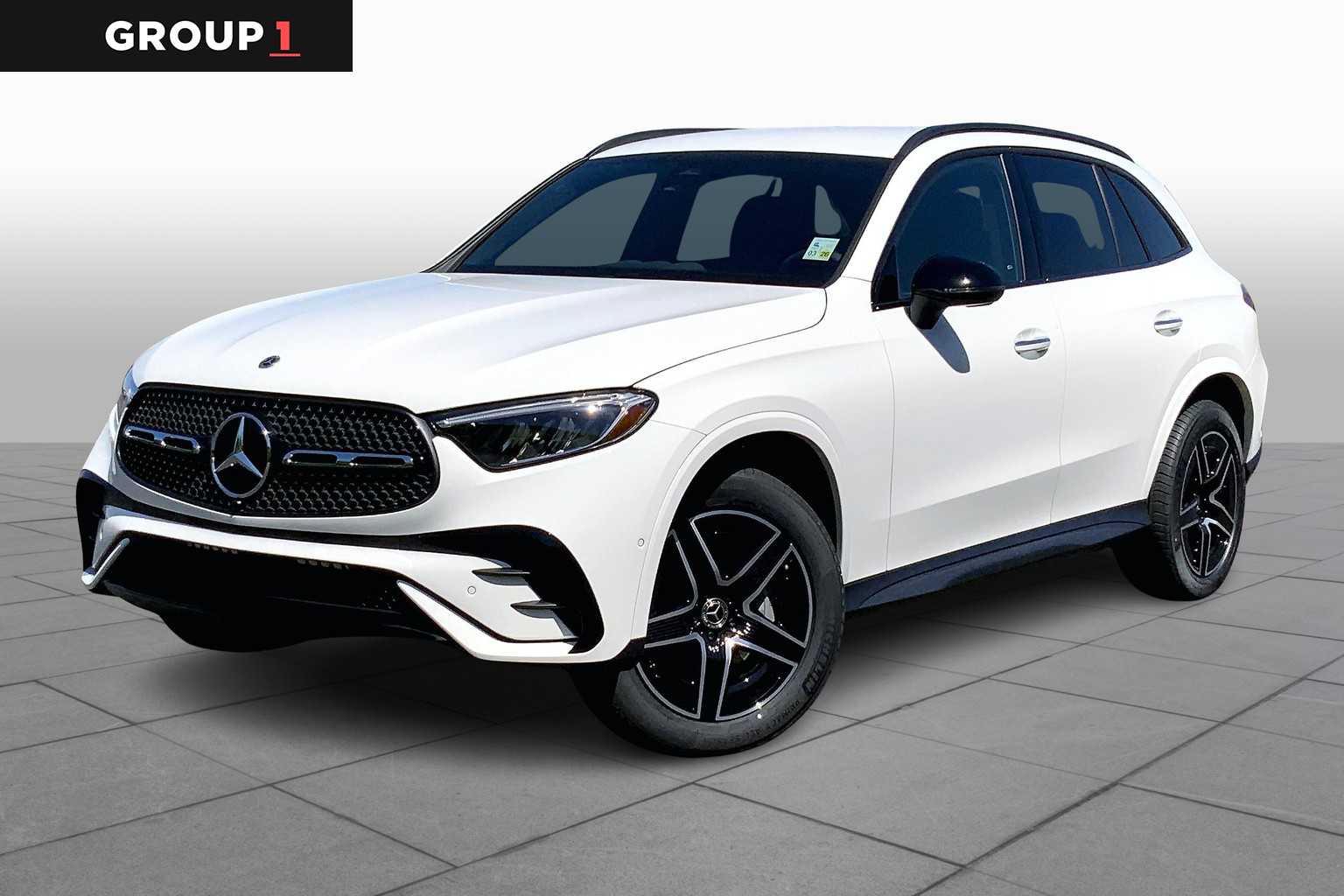 2025 Mercedes-Benz GLC Base's photo