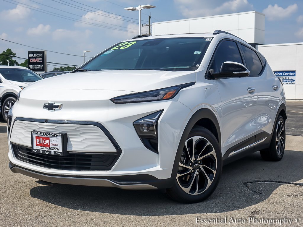 Used 2023 Chevrolet Bolt EUV Premier with VIN 1G1FZ6S01P4199295 for sale in Downers Grove, IL