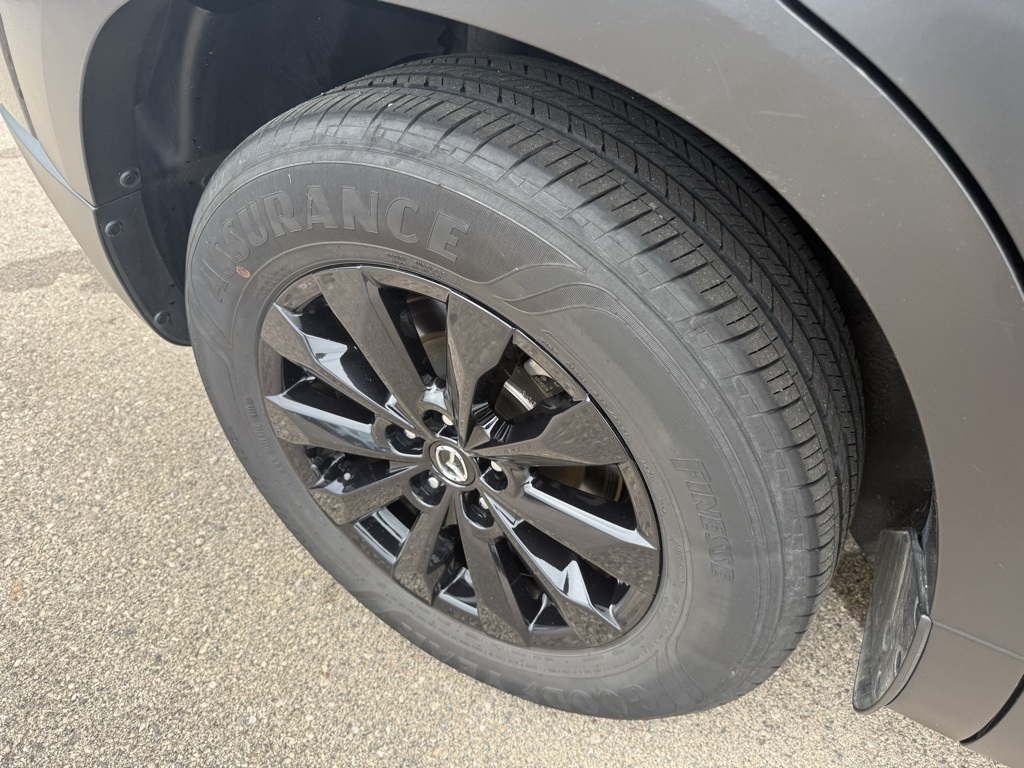 2024 Mazda CX-50 2.5 S Premium photo 3