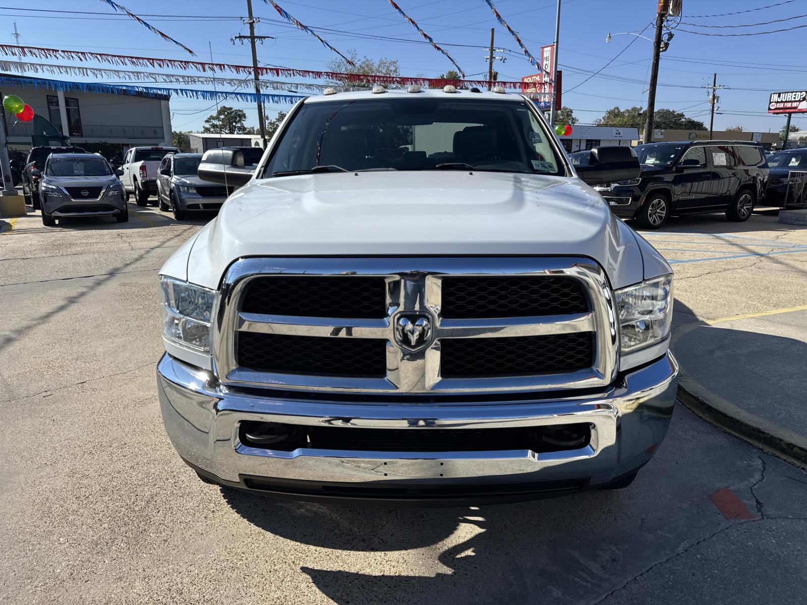 2018 Ram 3500 Tradesman photo 2