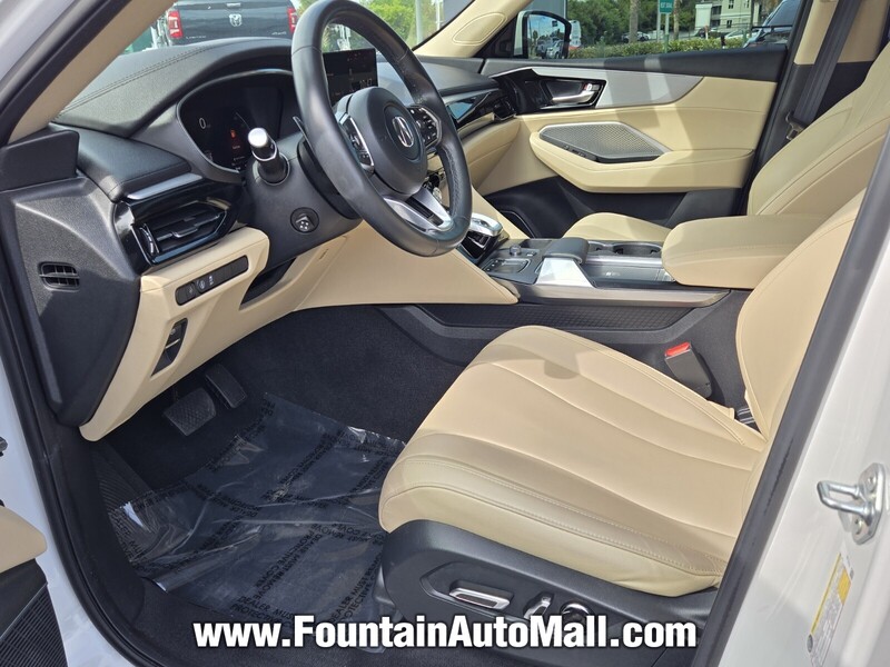 2023 Acura MDX photo 9