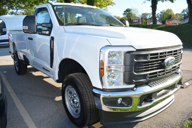 2026 Ford F-350 XL photo 2