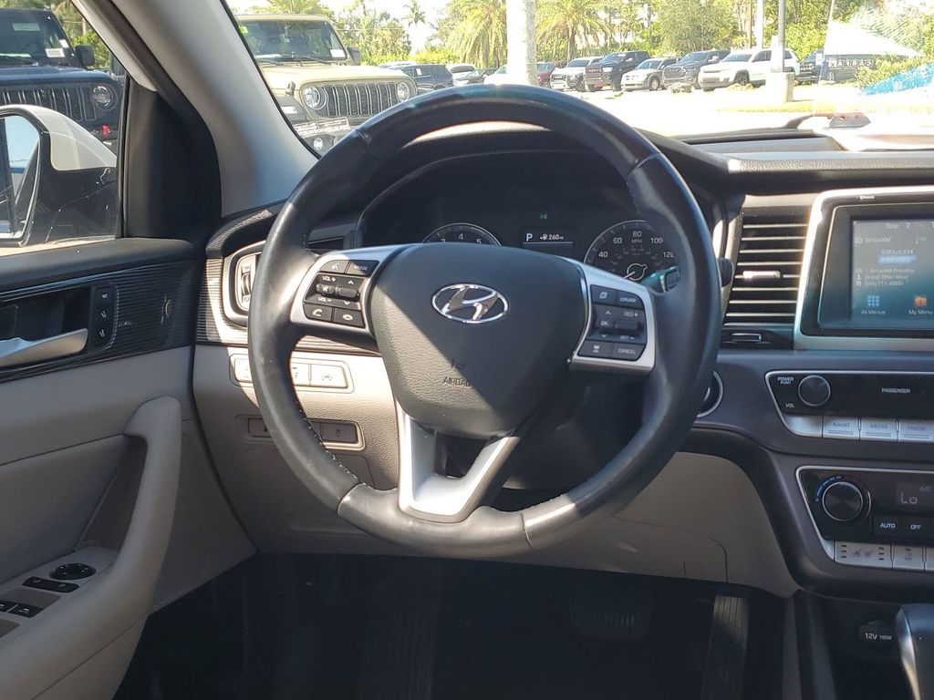 2019 Hyundai Sonata Limited photo 23