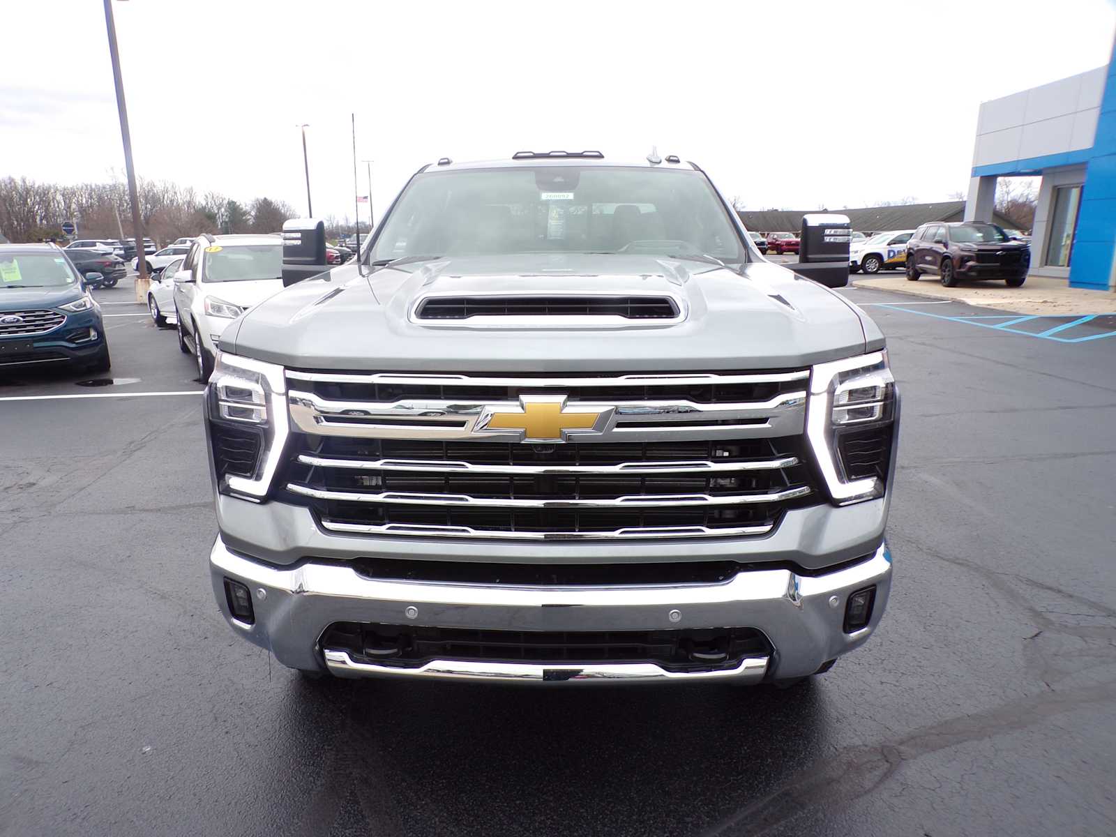 2026 Chevrolet Silverado 3500HD LTZ photo 4