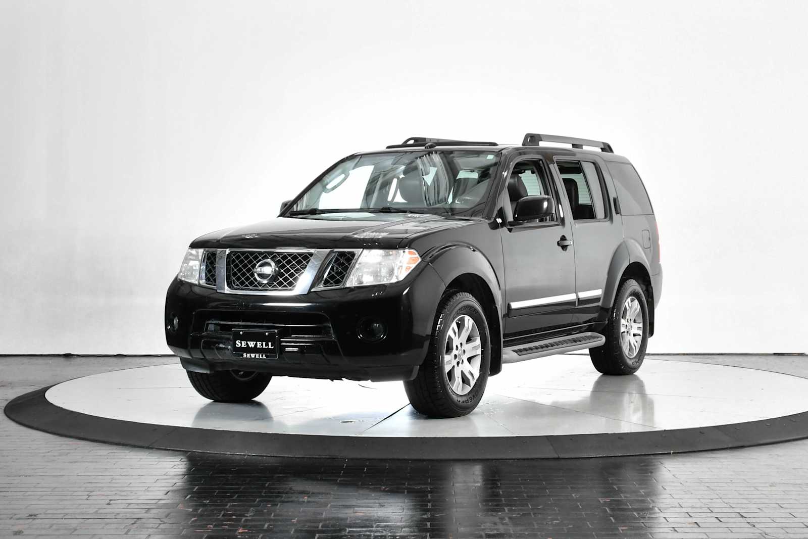 2012 Nissan Pathfinder Silver Edition