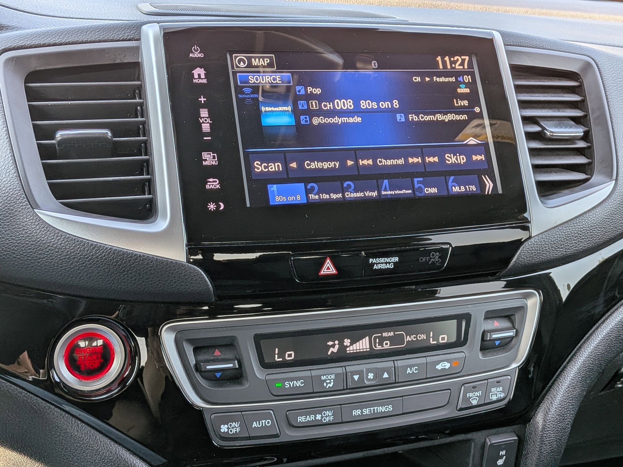 2019 Honda Ridgeline Black Edition photo 18